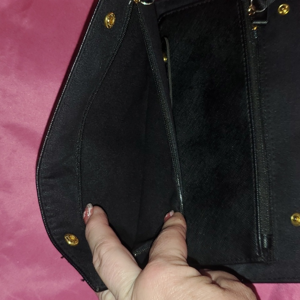 BNWOT:  MICHAEL KORS ORGANIZER - Picture 5 of 10